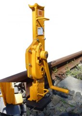 Mechanický zvedák BML 10