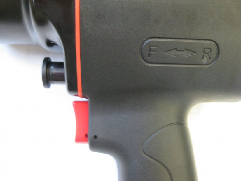 Pneumatický 3/4" rázový utahovák  AP 320