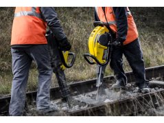 Podbijecí kladivo s benzínovým motorem Atlas Copco Cobra TTe