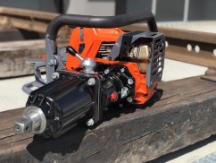 Benzínový rázový utahovák/vrtačka pražců Master 35