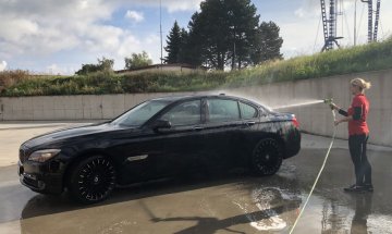 Ruční mytí a údržba exteriéru auta
